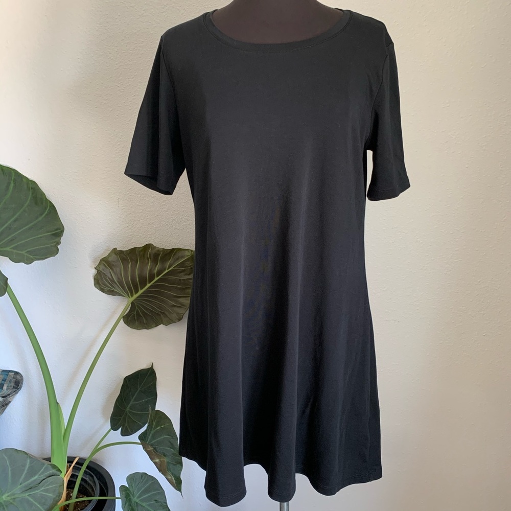 Isaac Mizrahi Live Essentials Black T-Shirt Dress
